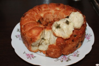 Просто&Вкусно -  - Monkey's bread sarata cu usturoi si cascaval